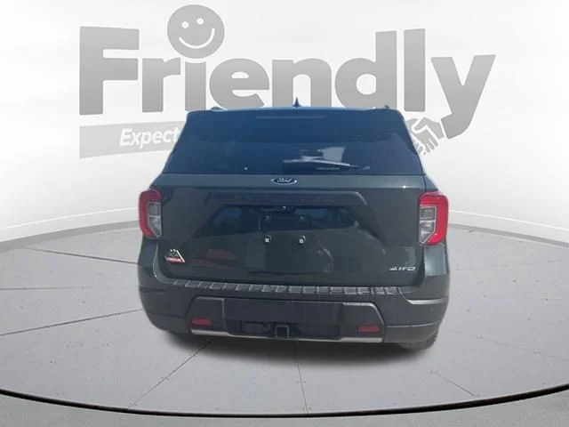 Used 2022 Green Ford Timberline image 8