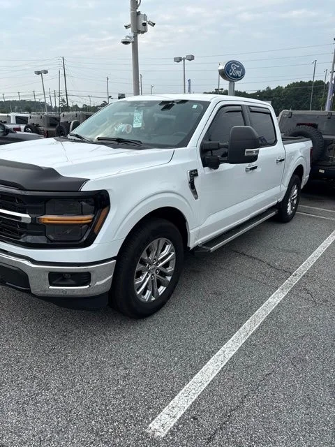 Used 2025 White Ford XLT image 2