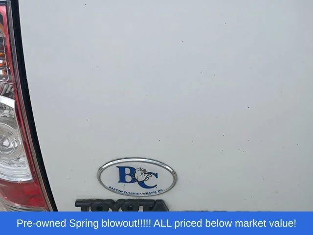 Used 2014 White Toyota Prerunner image 33