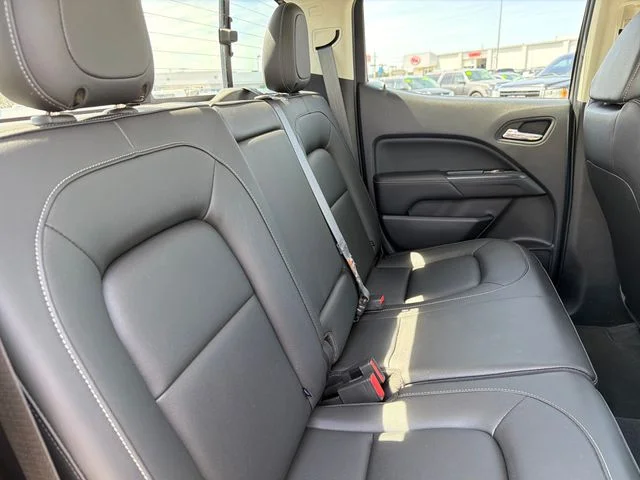 Used 2019 Gray GMC SLT image 23