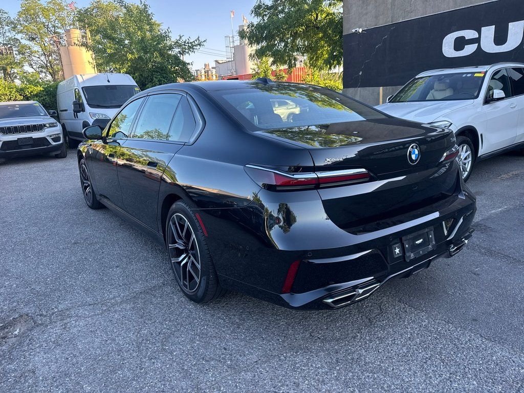 Used 2023 Black BMW 760i xDrive image 6