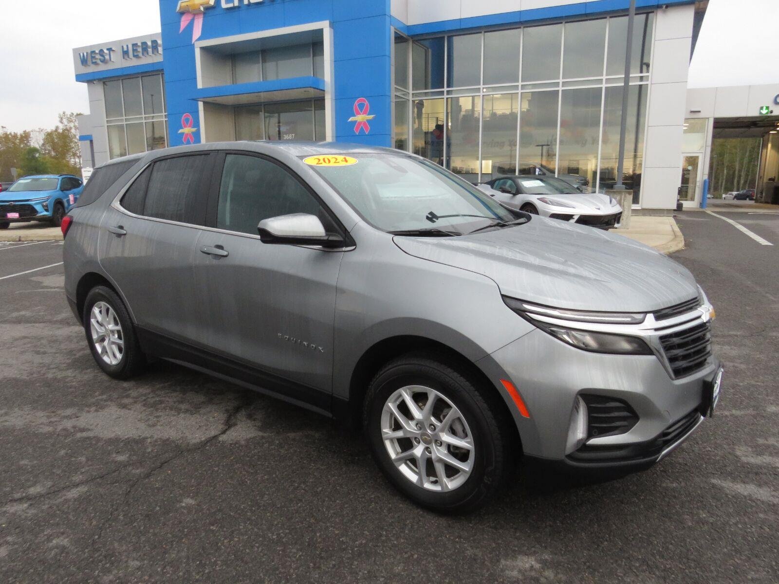 Used 2024 Sterling Gray Metallic Chevrolet LT image 4