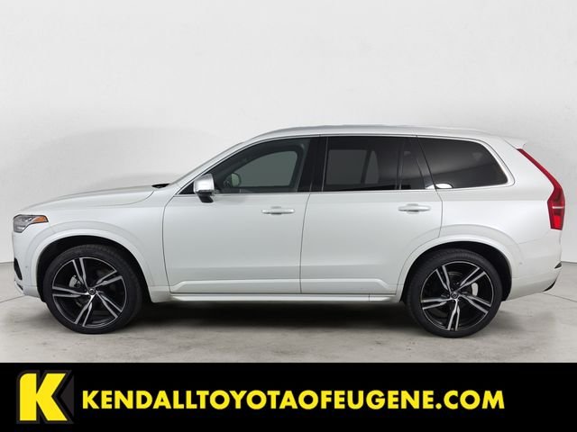 Used 2018 White Volvo T6 R-Design image 2