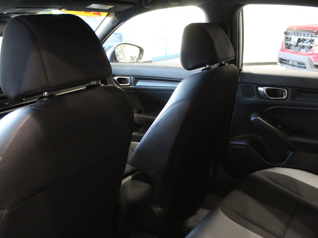 2022 Honda Civic Hatchback Sport - Photo 16