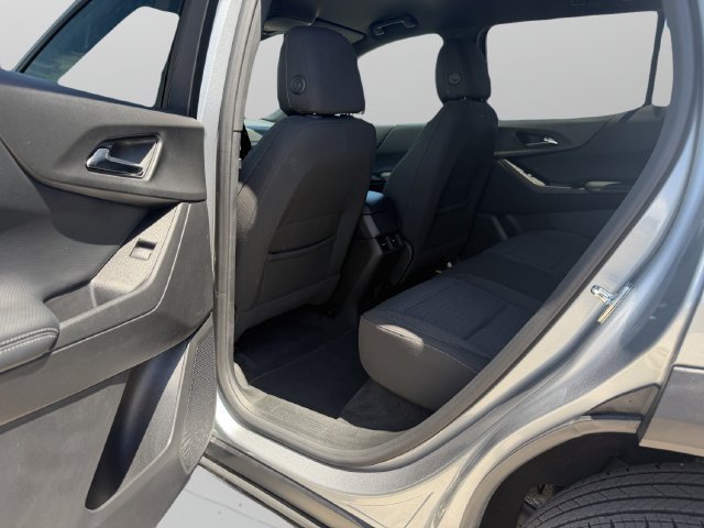 Used 2025 Sterling Gray Metallic Chevrolet LT image 27