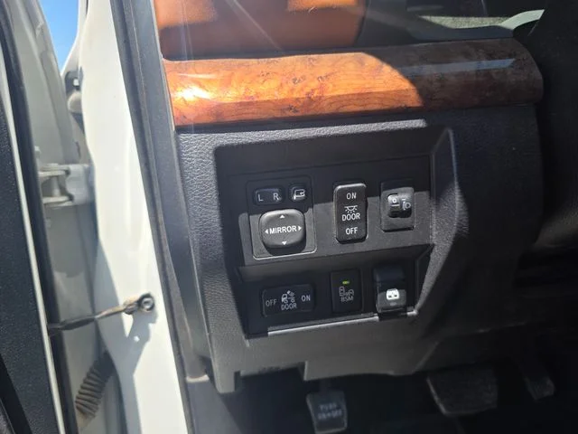 Used 2017 White Toyota 1794 image 21