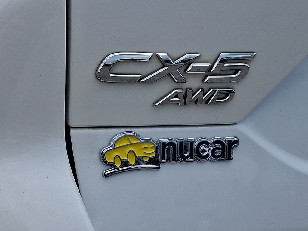 Used 2018 White Mazda Touring image 30