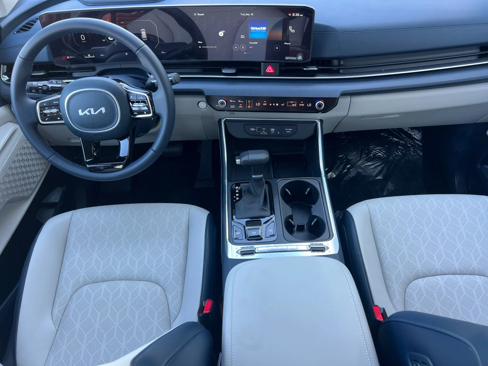 2026 Kia Carnival SX - Photo 14