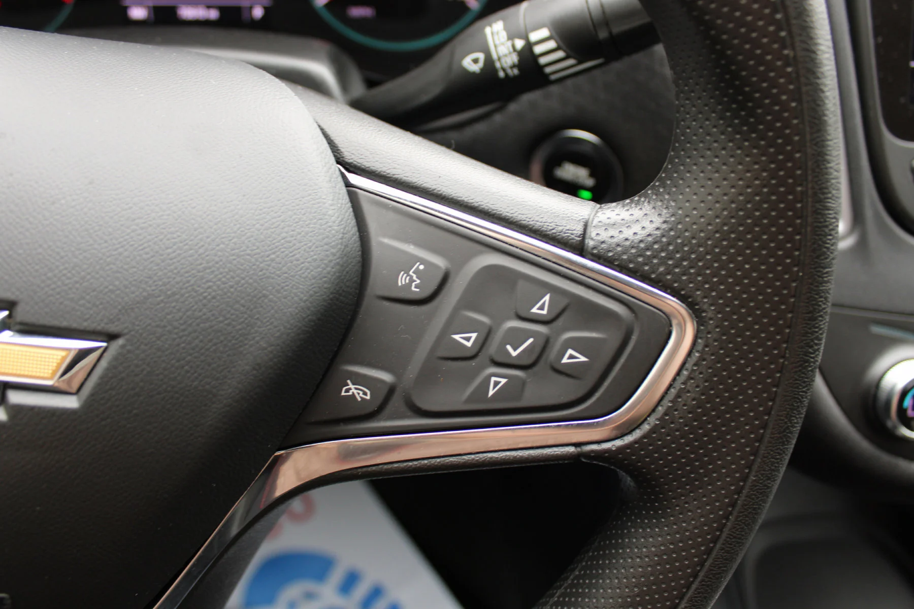 Used 2024 Lakeshore Blue Metallic Chevrolet 4dr Sdn 1LT image 9