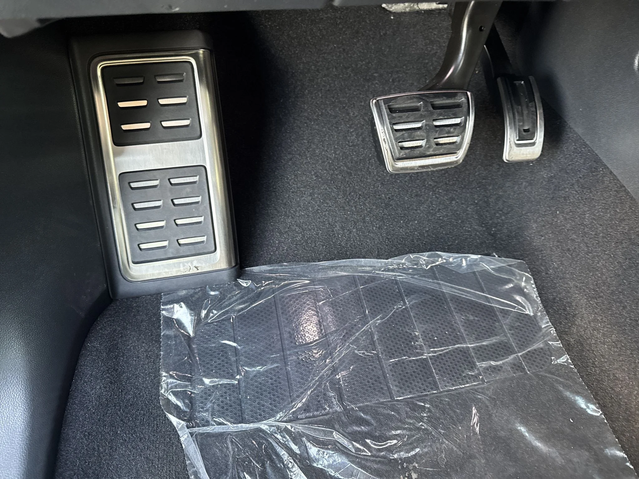New 2026 Pure Gray Volkswagen 2.0T Peak Edition image 18
