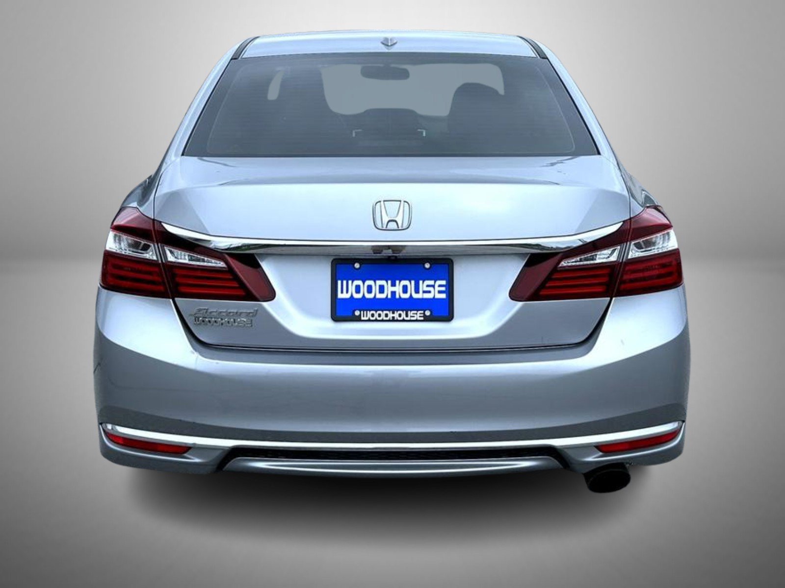 Used 2016 Silver Honda EX-L image 6