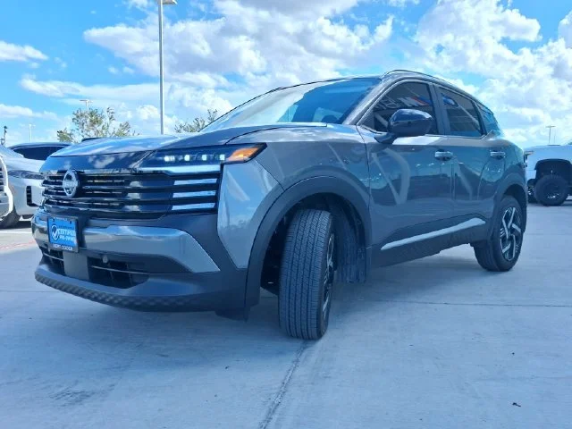 Used 2026 Gray Nissan SV image 3