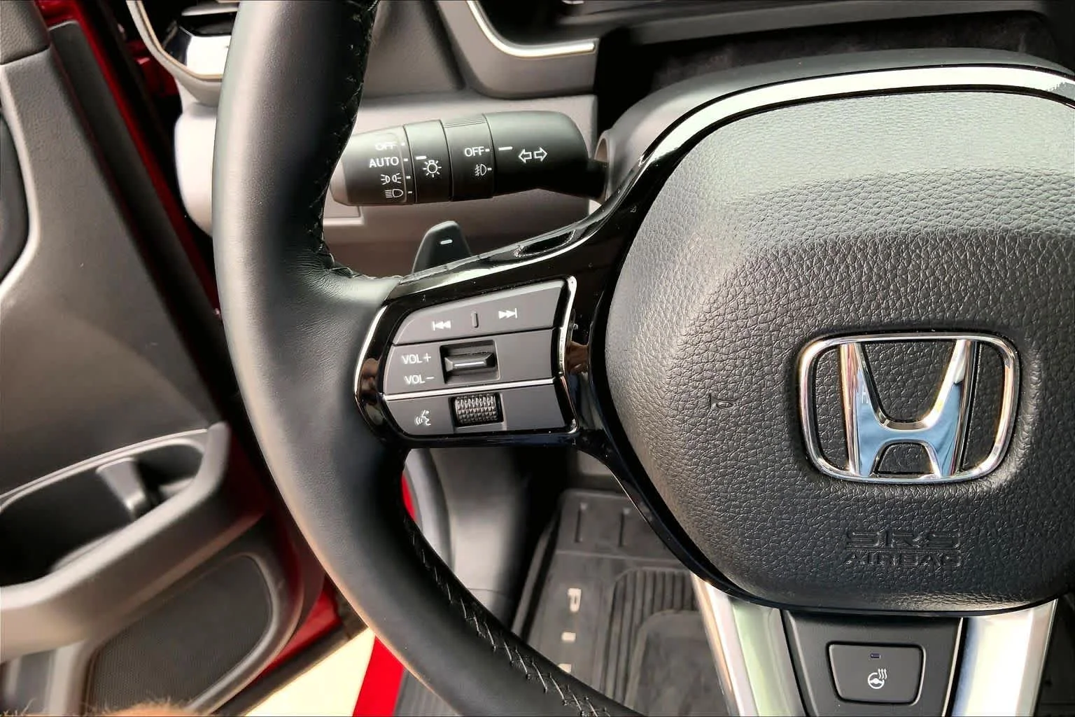Used 2025 Radiant Red Metallic II Honda Elite image 22