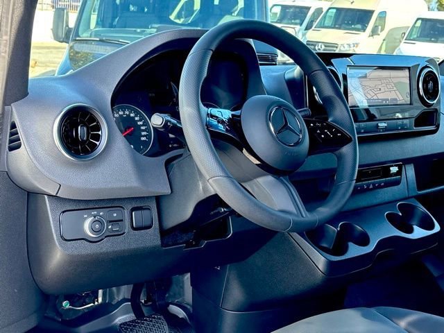 New 2026 Arctic White Mercedes-Benz Cargo 144 WB image 42