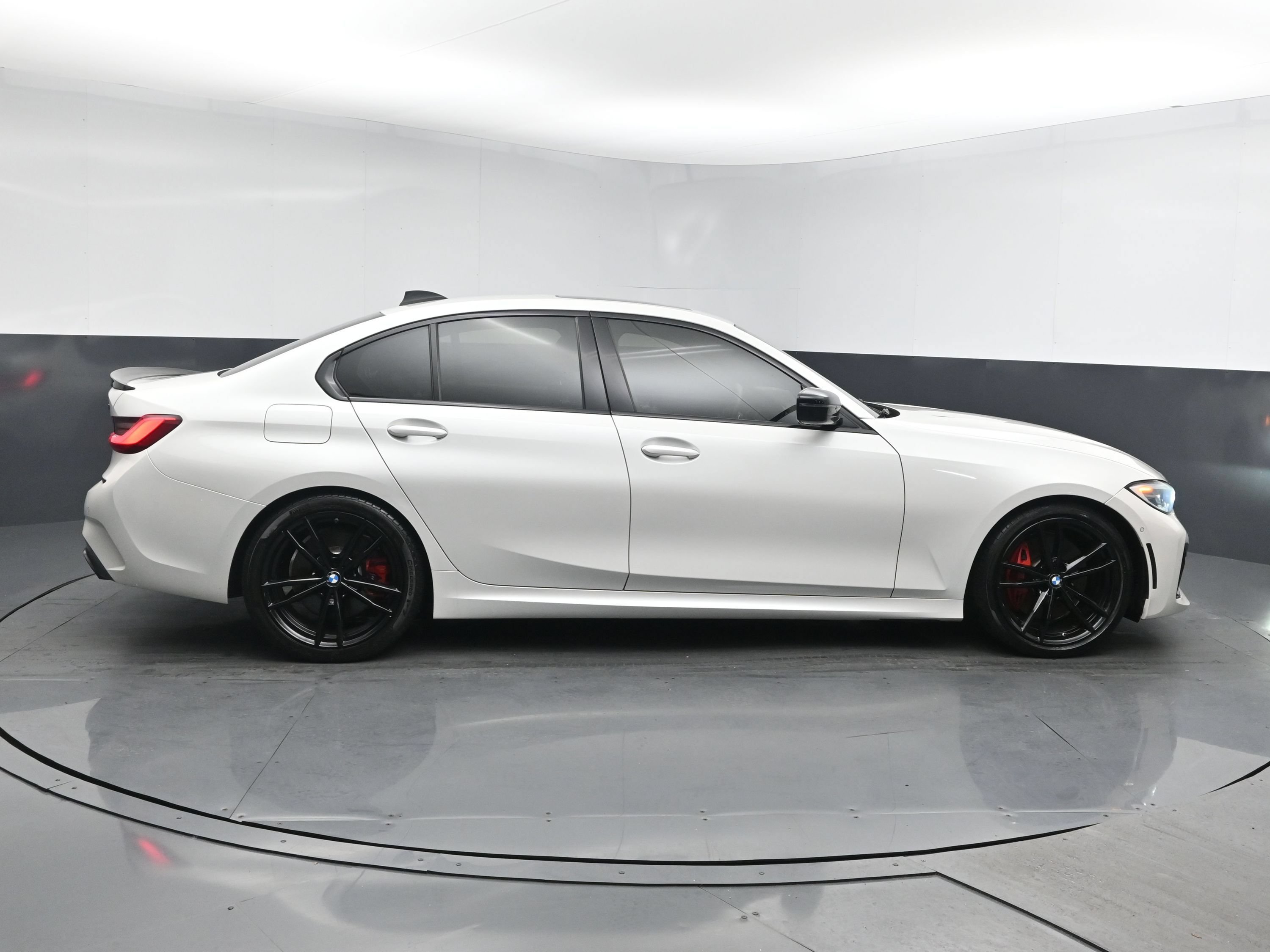 Used 2021 Mineral White Metallic BMW M340i image 3