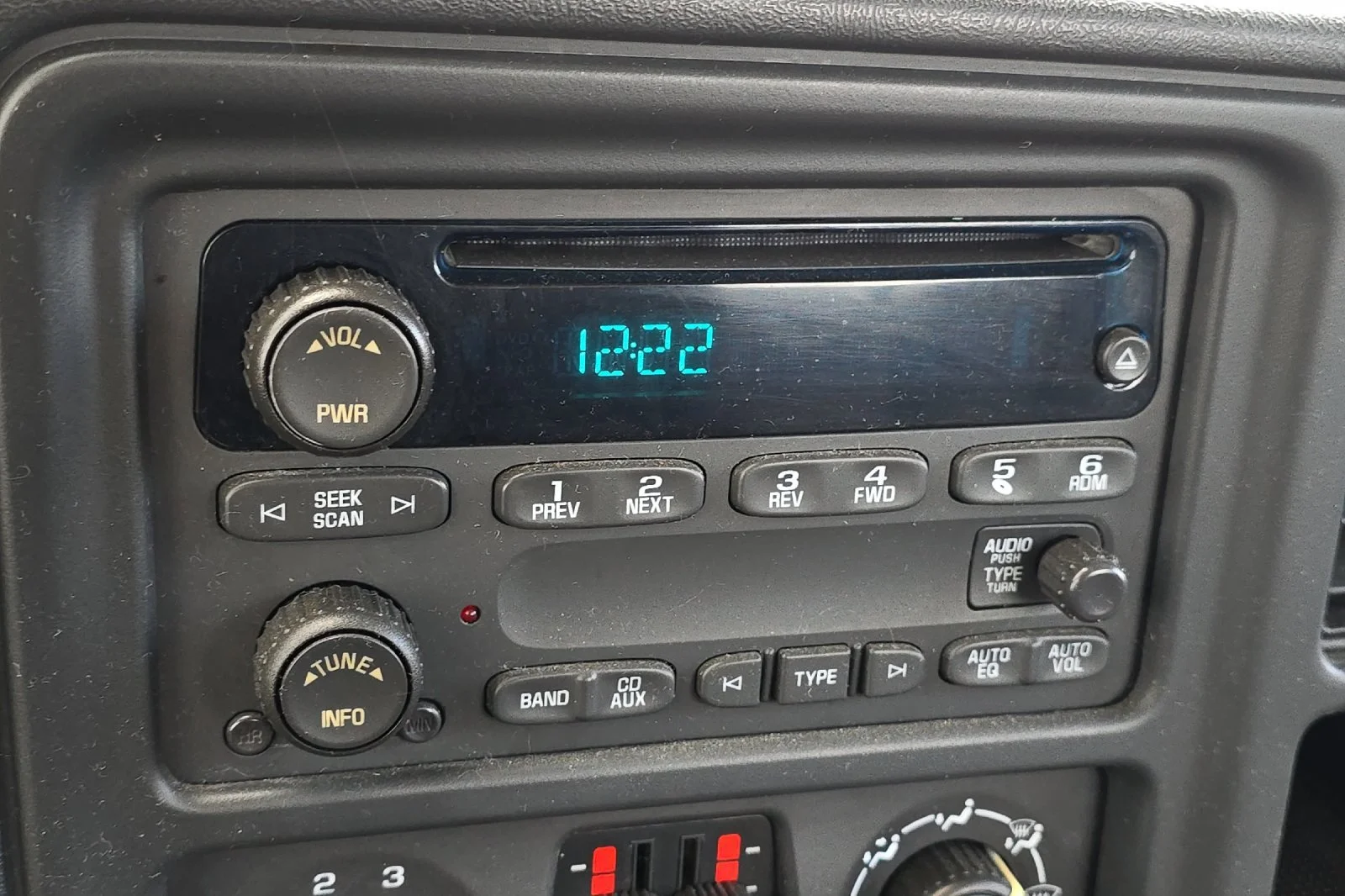 Used 2005 Summit White Chevrolet Work Truck image 15