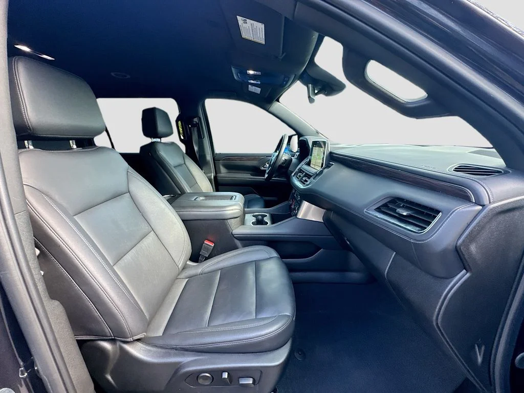 Used 2023 Gray Chevrolet LT image 31
