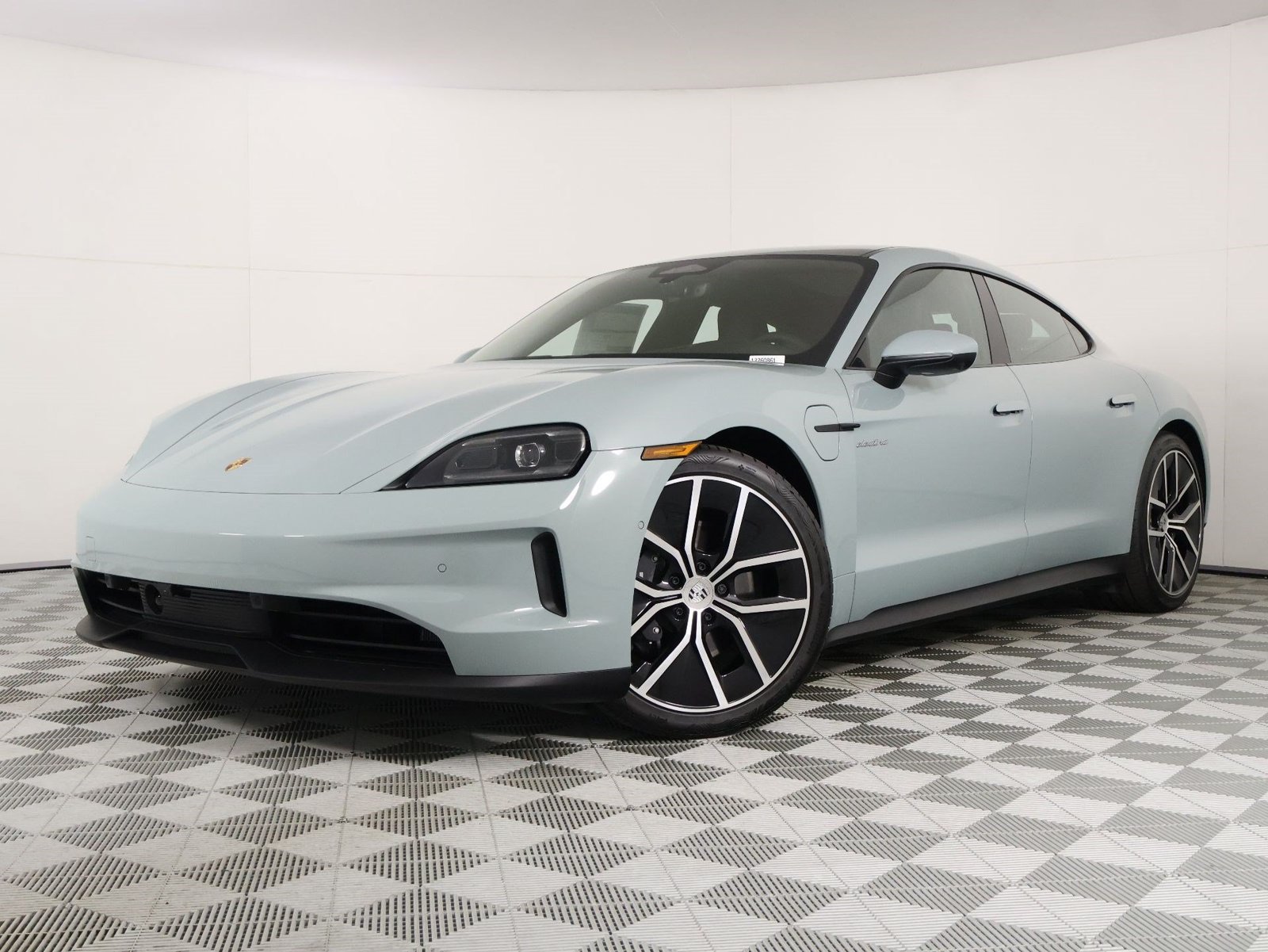 2026 Porsche Taycan