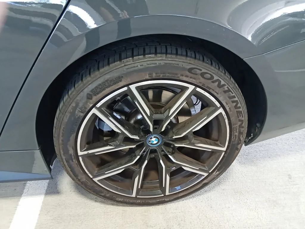 Used 2022 Gray Metallic BMW eDrive40 image 19
