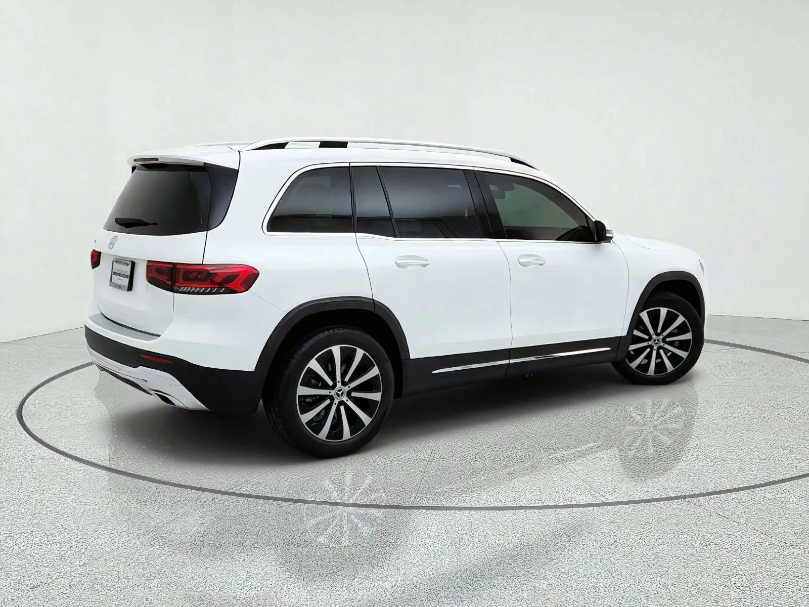 Certified Used 2023 Polar White Mercedes-Benz GLB 250 image 8