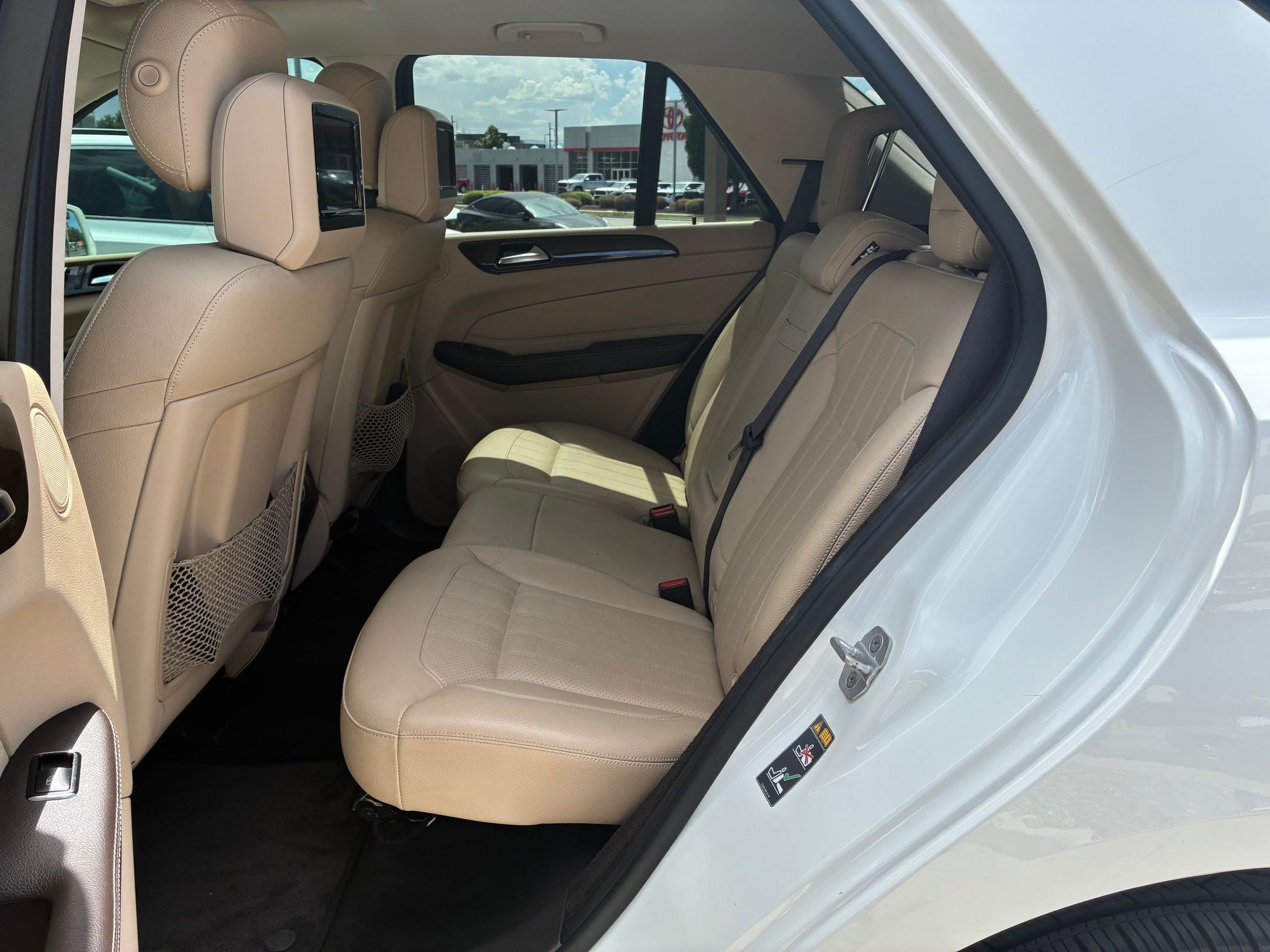 Used 2016 Black Mercedes-Benz GLE 350 image 27