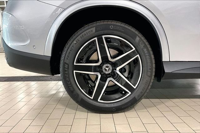 New 2026 Cirrus Silver Metallic Mercedes-Benz GLC 300 image 22