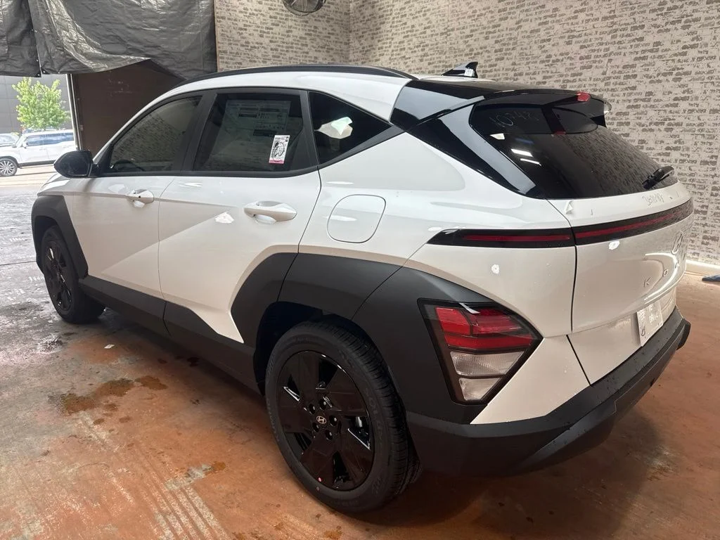 New 2027 Atlas White Hyundai SEL Sport image 5
