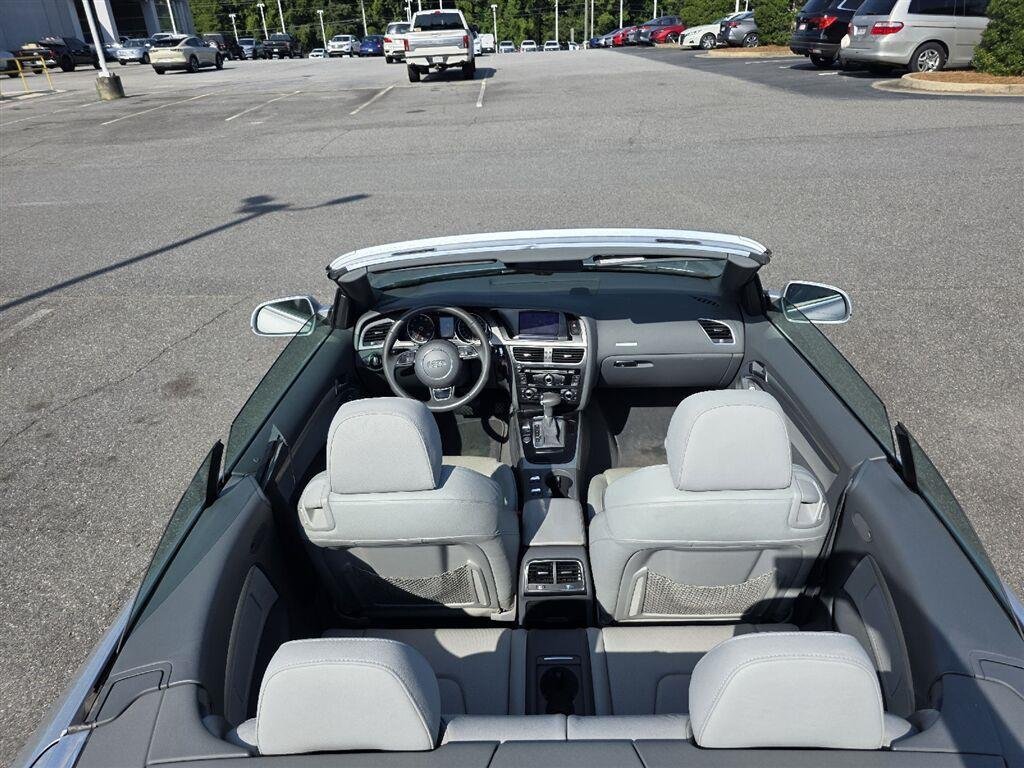 Used 2014  Audi Premium Plus image 9