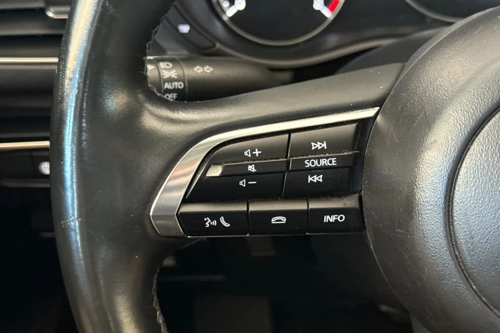 Used 2024 Platinum Quartz Metallic Mazda 2.5 S Preferred image 24
