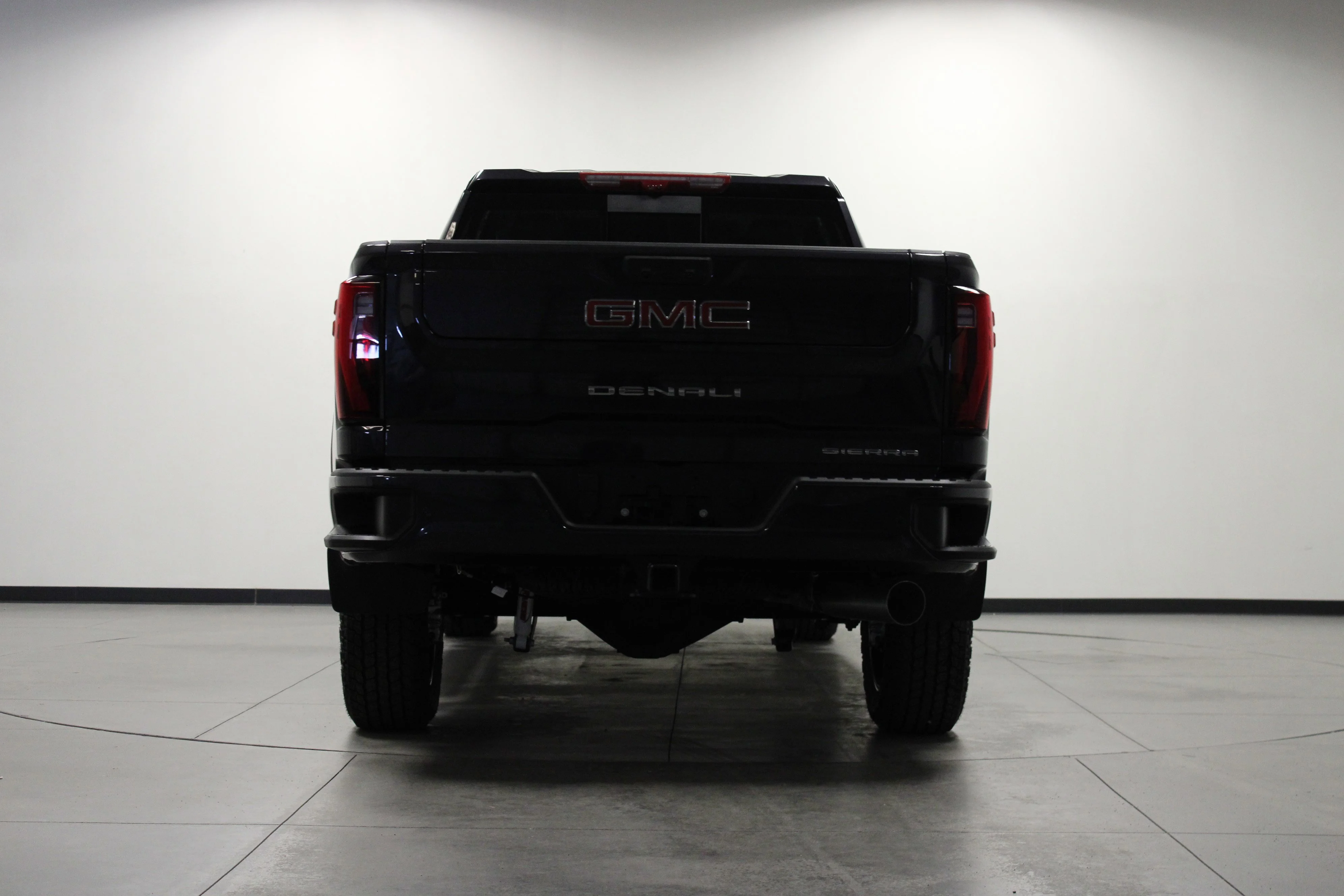New 2026 Titanium Rush Metallic GMC Denali image 5