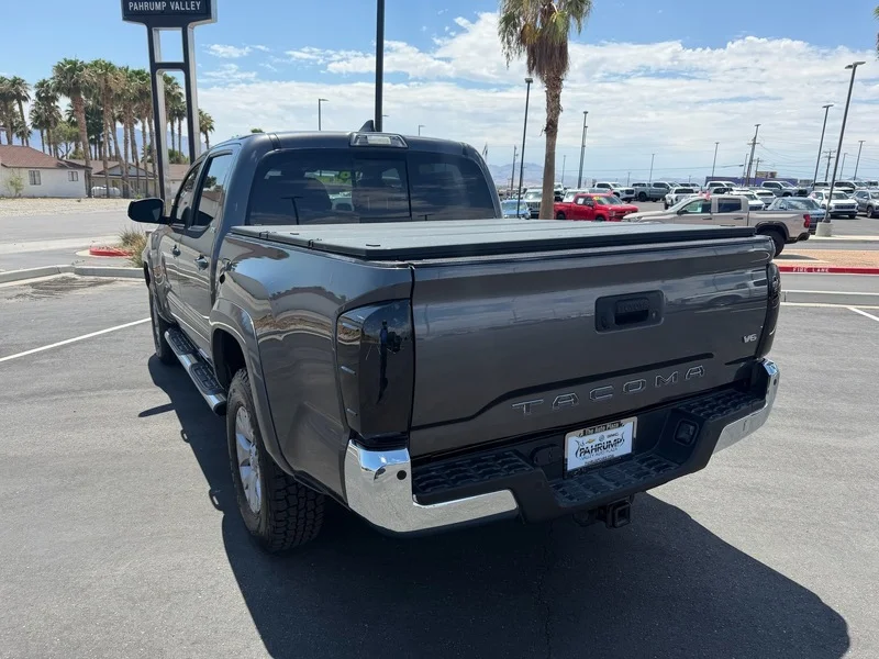 Used 2018 Magnetic Gray Met Toyota SR5 image 5