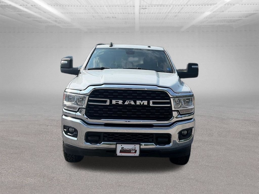 Used 2024 White Ram Big Horn image 9