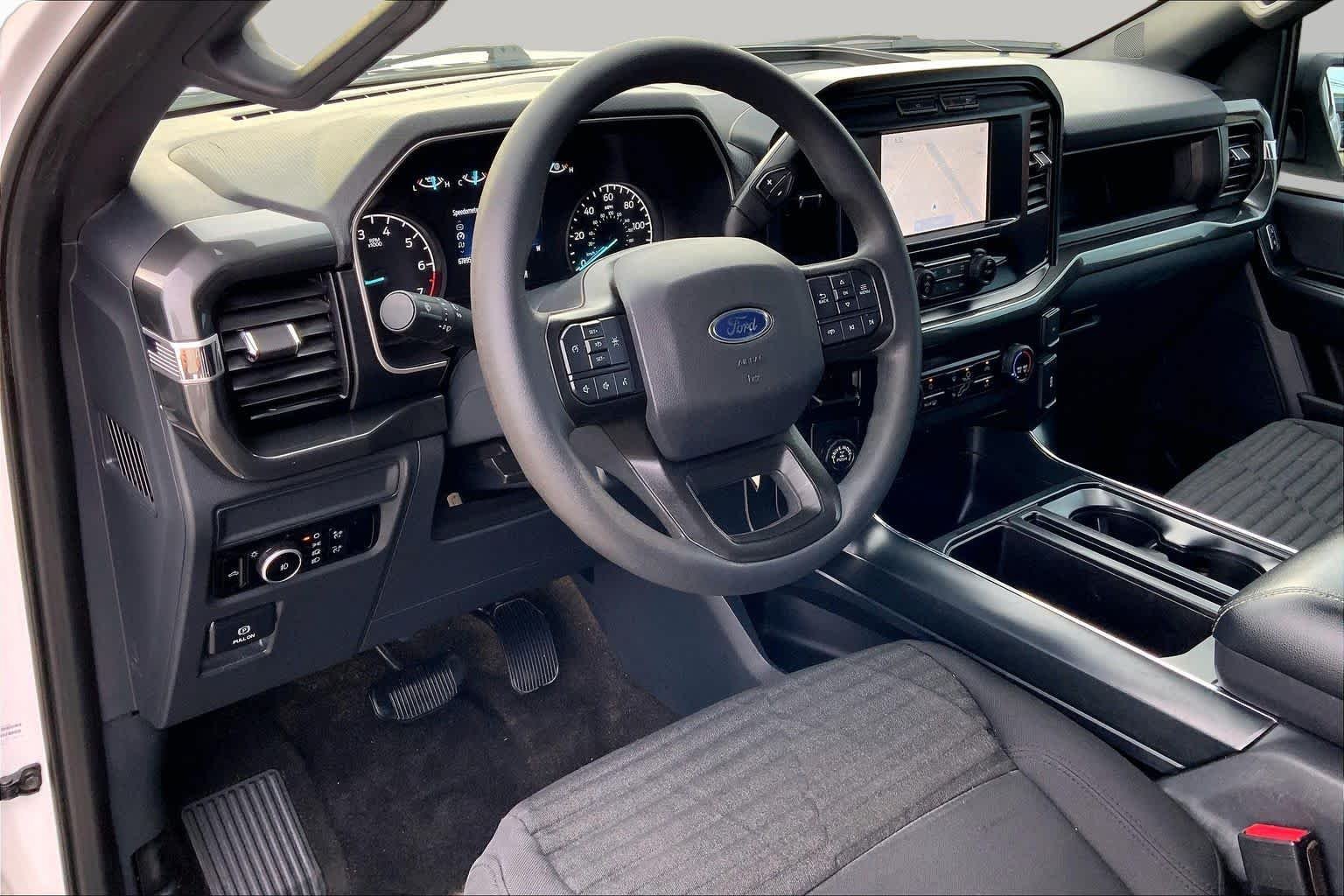 Used 2023 Oxford White Ford XL image 12