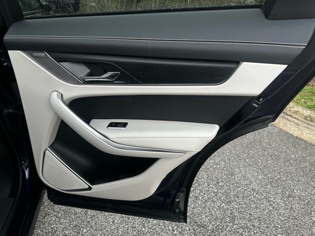 2026 Jaguar F-Pace R-Dynamic S - Photo 19