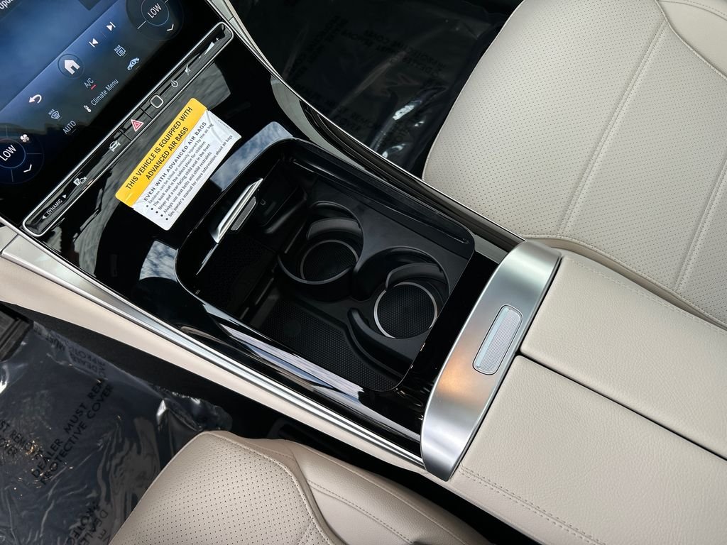 New 2027 Starling Blue Metallic Mercedes-Benz GLC 300 image 22