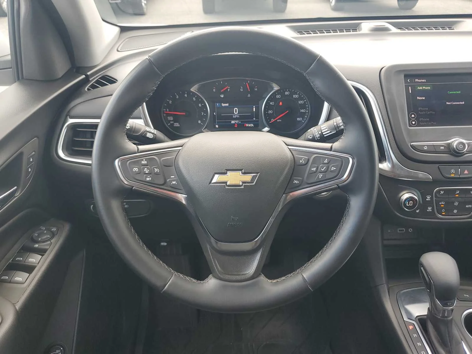 Used 2024 Summit White Chevrolet LT image 18
