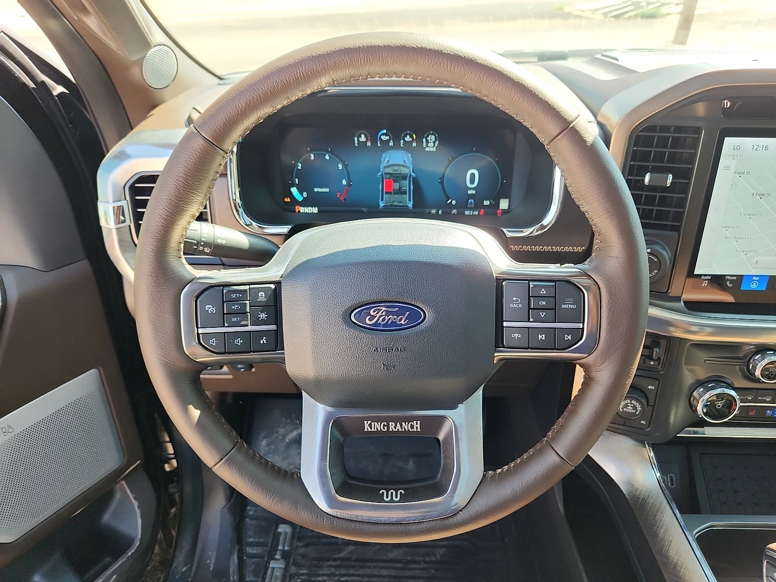 New 2026 Agate Black Metallic Ford King Ranch image 21