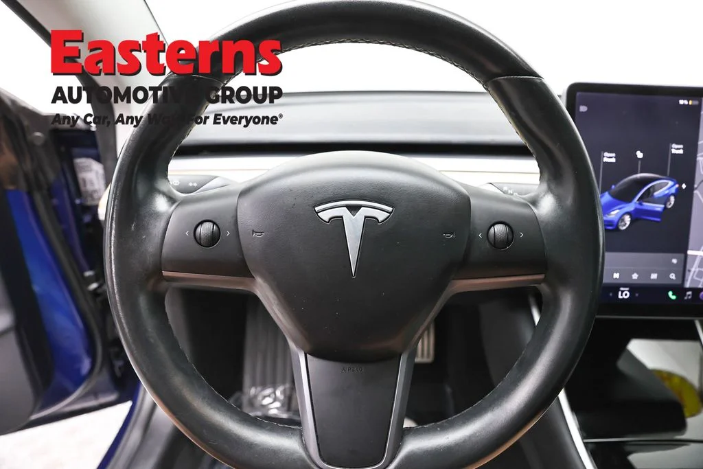 Used 2018 Blue Tesla Long Range image 10