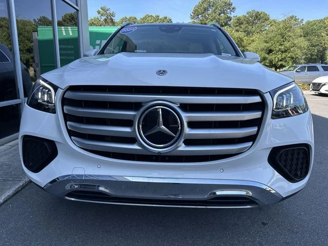 Used 2024  Mercedes-Benz GLS 450 image 9