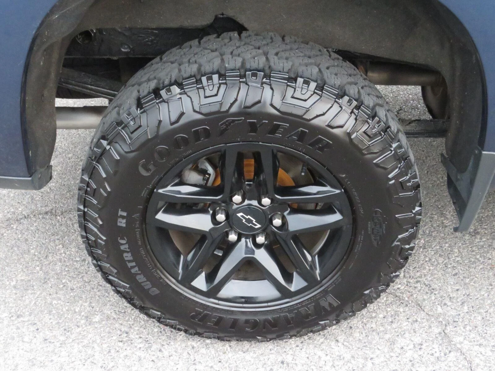 Used 2021 NORTHSKY BLUE METALLIC Chevrolet LT Trail Boss image 16
