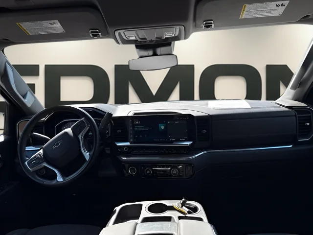 Used 2024 White Chevrolet RST image 13