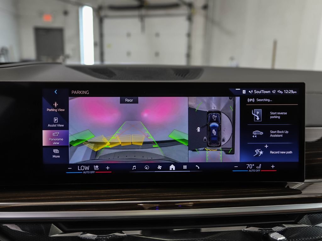 Used 2026 Black Sapphire Metallic BMW xDrive40i image 19