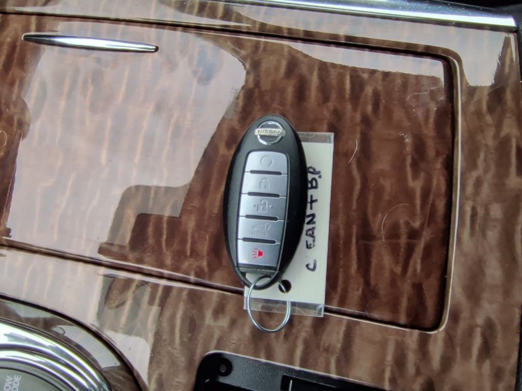 Used 2019 Super Black Nissan SL image 56
