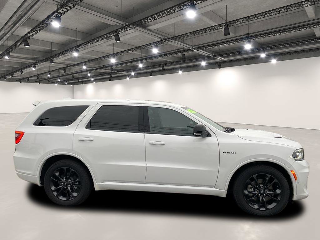 Used 2022 White Knuckle Clearcoat Dodge R/T image 8