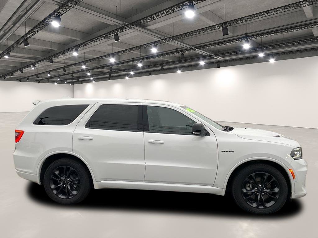 Used 2022 White Knuckle Clearcoat Dodge R/T image 8