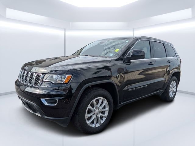 Used 2022 Black Jeep Laredo E image 7