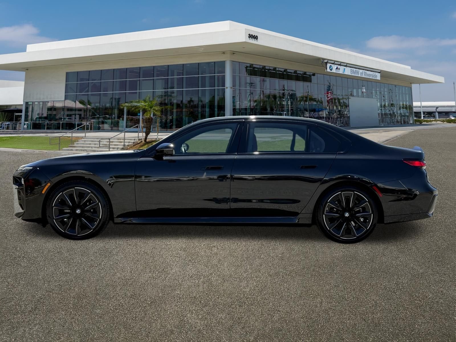 Used 2026 Black Sapphire Metallic BMW 740i image 6