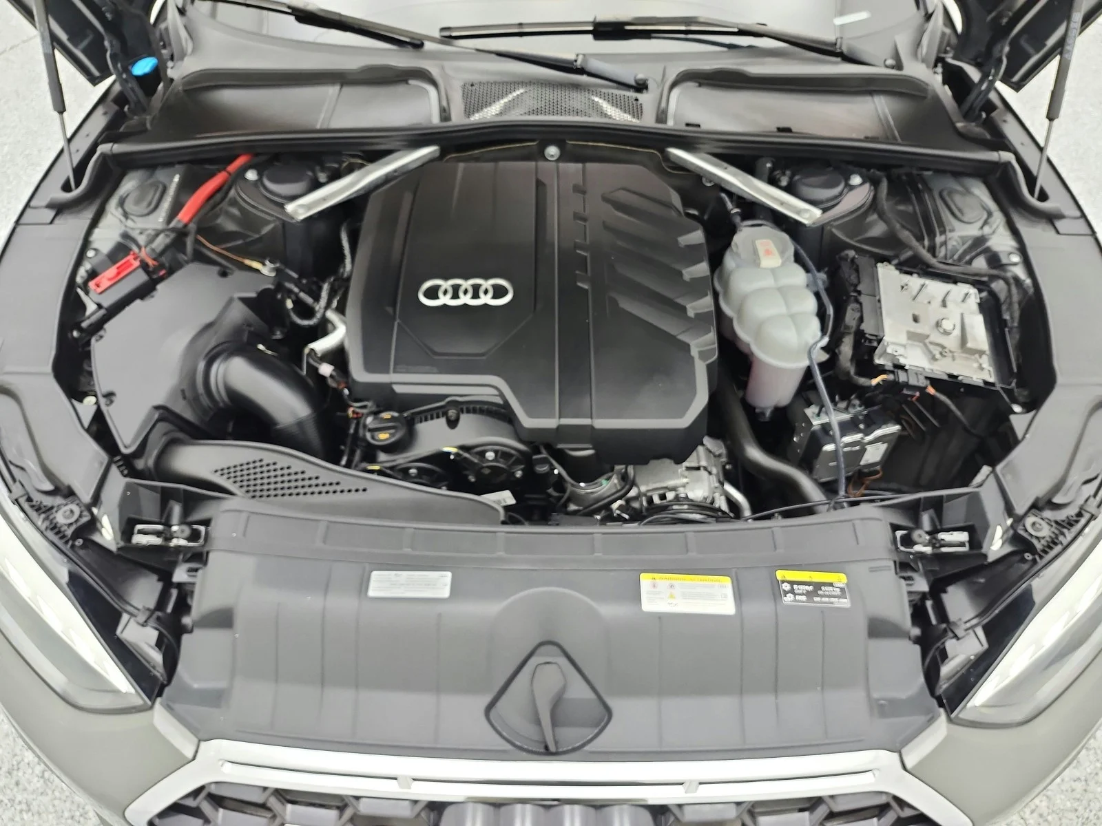 Used 2023 Chronos Gray Metallic Audi S line Premium 45 TFSI quattro image 17