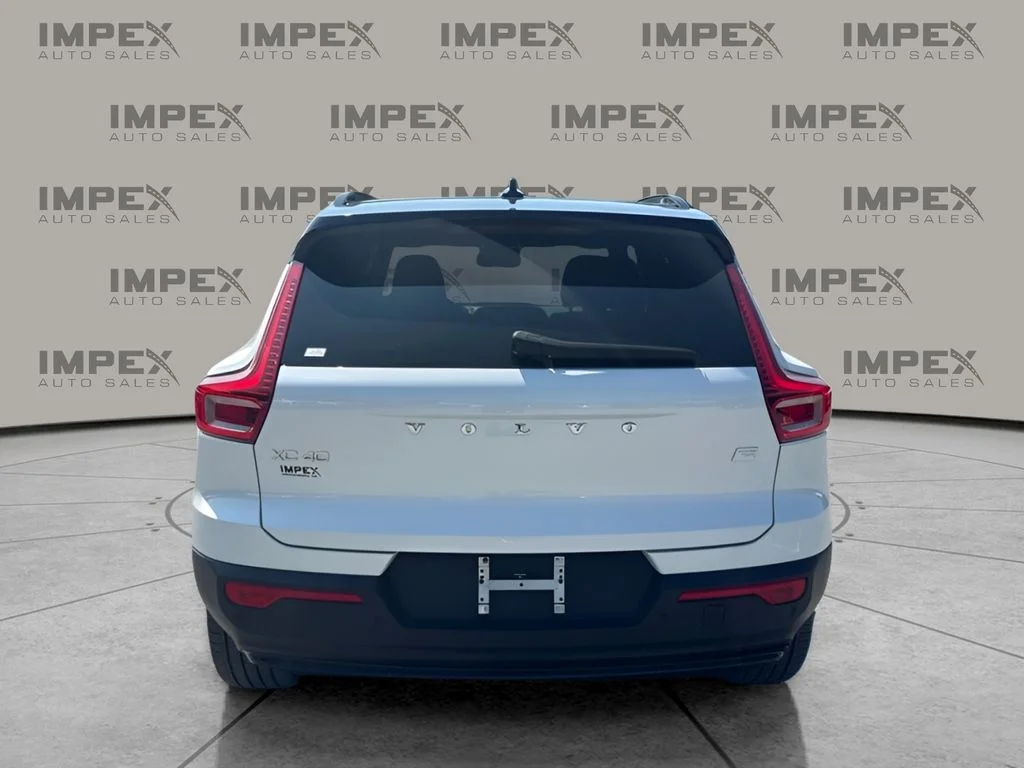 Used 2023 White Volvo Twin Plus image 4