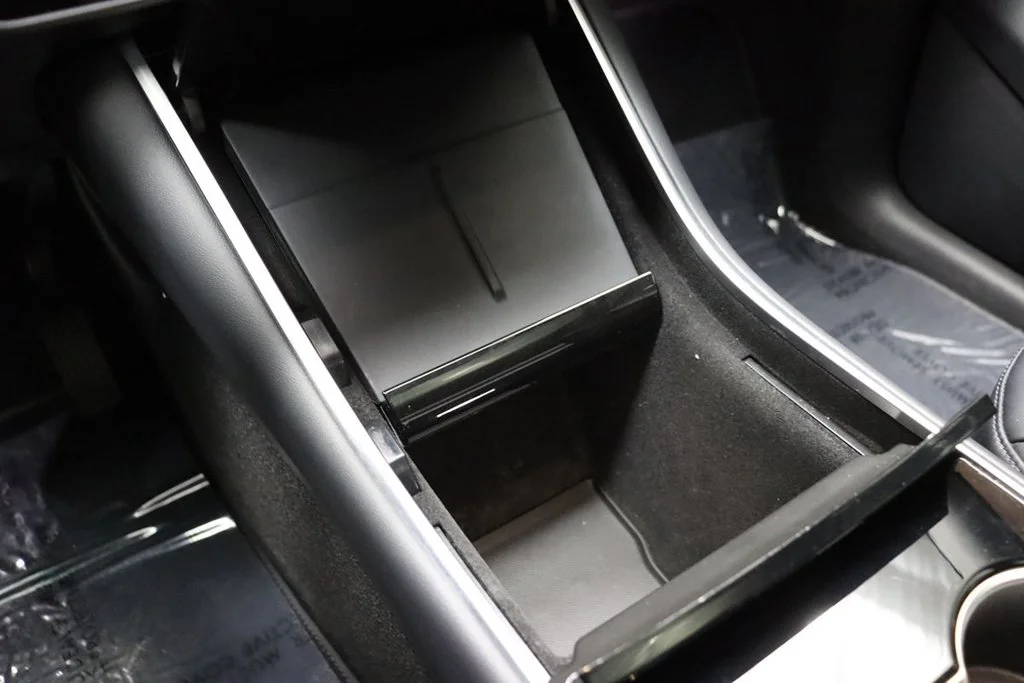 Used 2020 Solid Black Tesla Long Range image 45